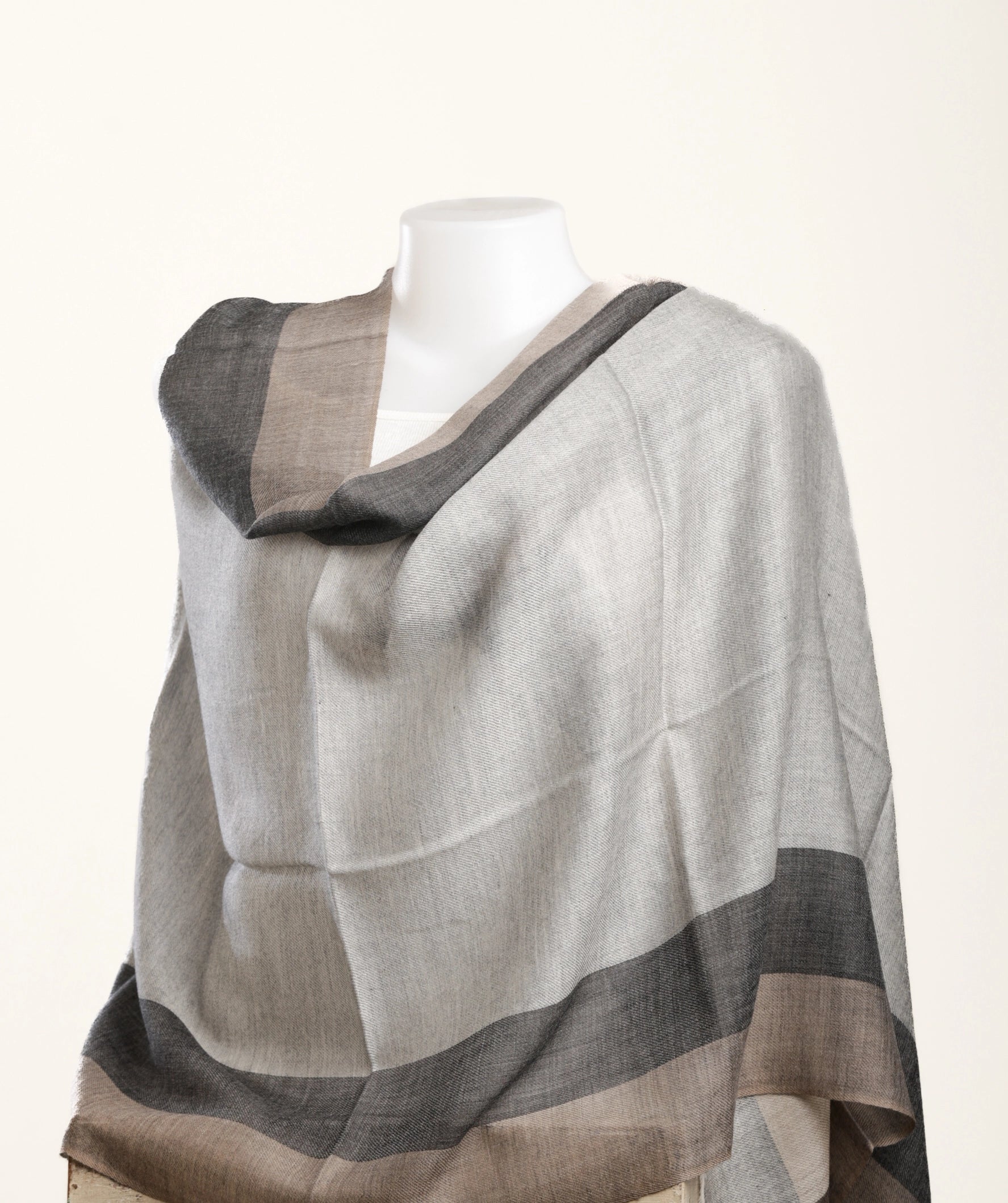 Artisan Merino Shawl – The Smoke & Earth Weave