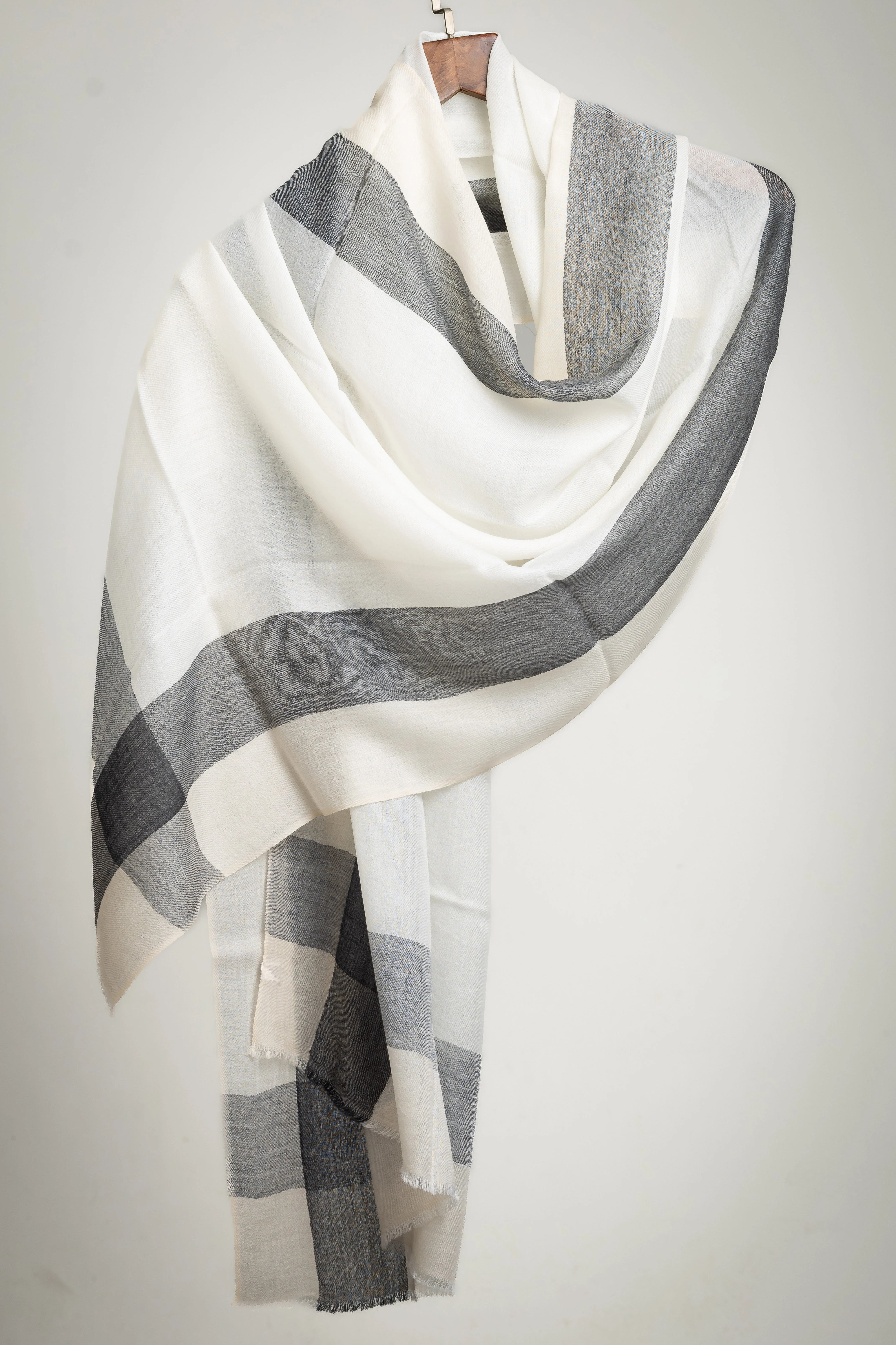 Artisan Merino Shawl – The Slate & Ivory Border Weave